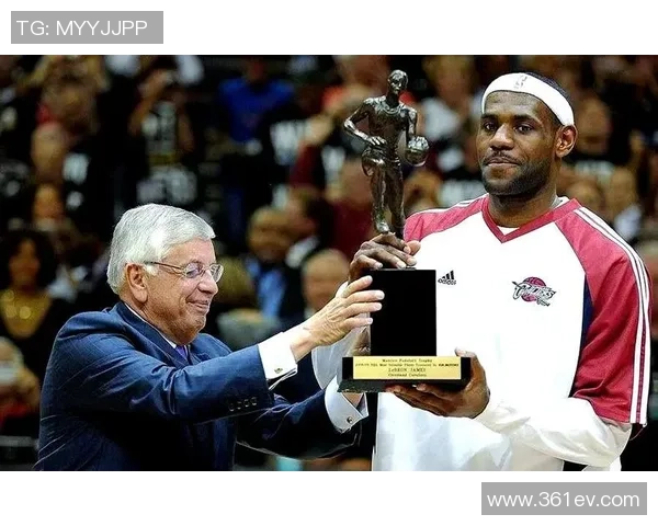 国王荣膺月度最佳球员殊荣 完美展现领袖风采与卓越实力